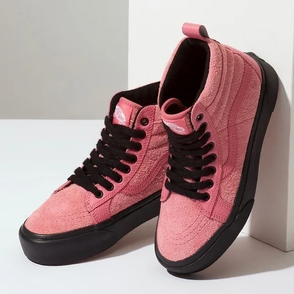 Vans Sk8-Hi Platform Mte in Desert Rose Size 7 Women