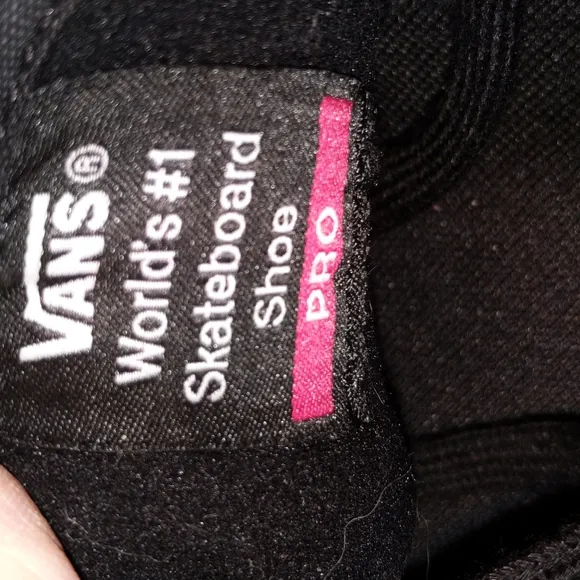 Van's Skateboard Tennis Shoes.          #98