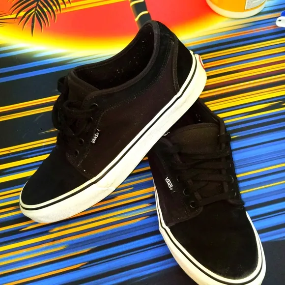 Van's Skateboard Tennis Shoes.          #98