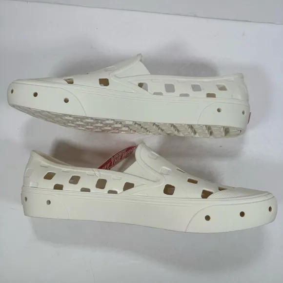 Vans Slip-On TRK Marshmallow White Sneakers Water Shoes Men Size 12