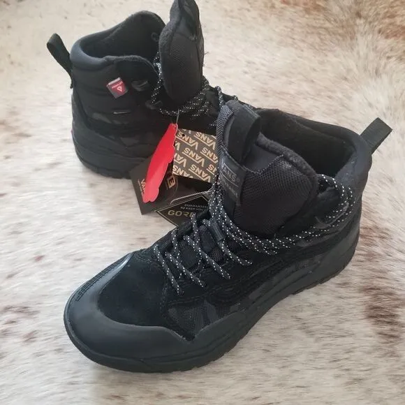 VANS UltraRange EXO Gore-Tex Hi MTE-2 Shoe Black Women Size 8 (Men 6.5) NEW