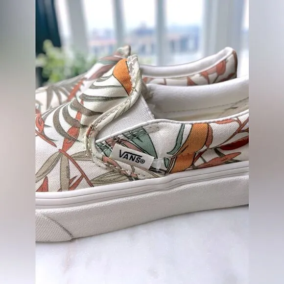 VANS® Unisex Classic Slip-On Sneakers in Cali Floral Size 4.5 Men 6 Women