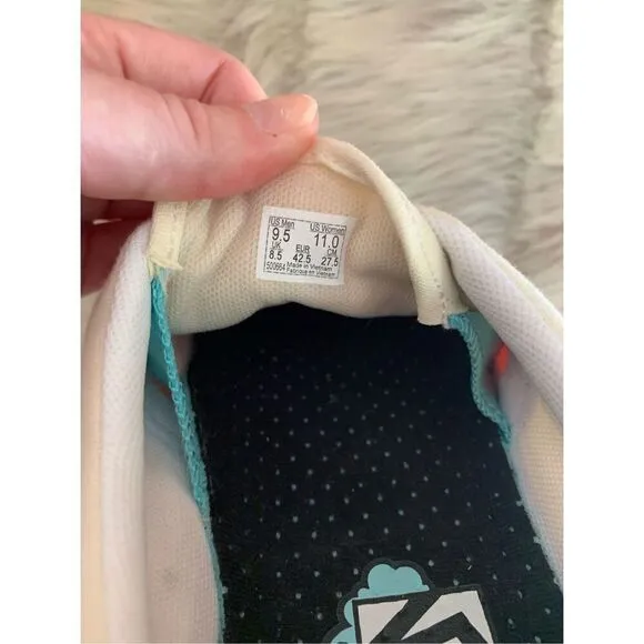 VANS UNISEX COMFYCUSH ERA (CANVAS) SHOES