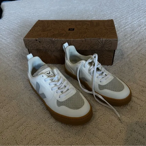 Veja V-10 Lace CWL Trainers in White / Pearl / Natural by Veja: NEVER WORN