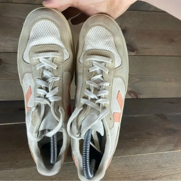 veja v10 womens size 7 shoes white pink comfort walking sneakers