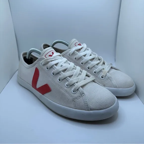 VEJA Women’s Canvas Sneaker Size 7 White Red