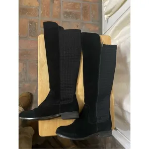 Very volatile black suede tall riding boots knee boots