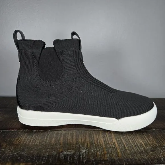 Vessi Weekend Chelsea Womens Size 8 Waterproof Shoes Sneakers Black White