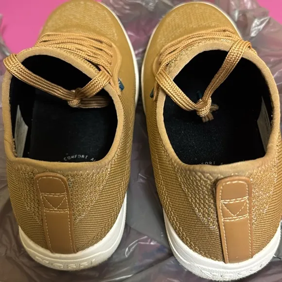Vessi Women’s Weekend Oak Brown Sneaker 100% Waterproof Shoes Travel Walking