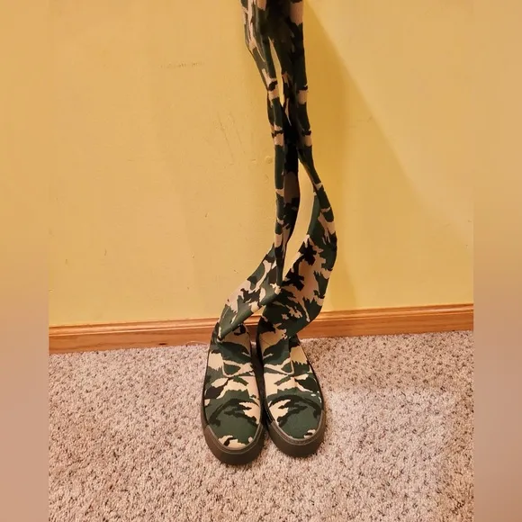 Vic Matie Boots Size 8 Camo Penrose Free People Streetwear Stretchy Pull On Tall
