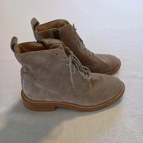 VINCE Cabria Suede Combat Boots Size 5 35 Lace Up Zipper Almond Bootie Military