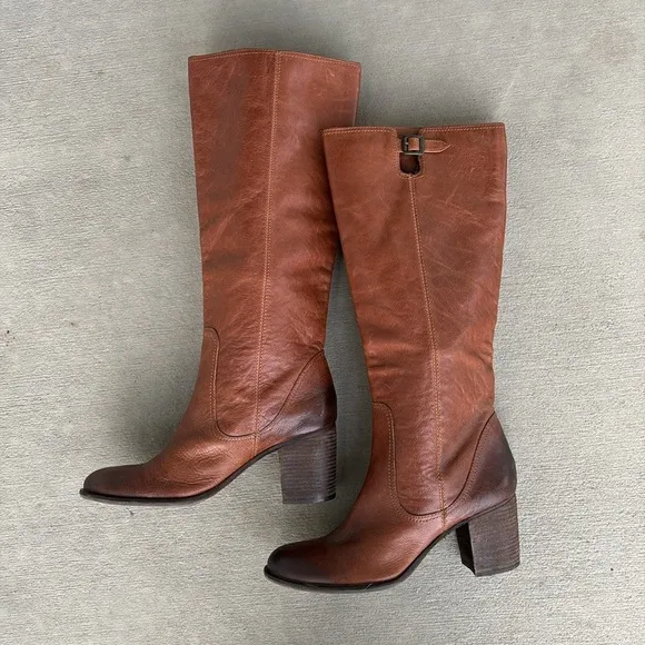 Vince Camuto Gettila Leather Tall Boots Size 10B