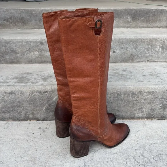 Vince Camuto Gettila Leather Tall Boots Size 10B