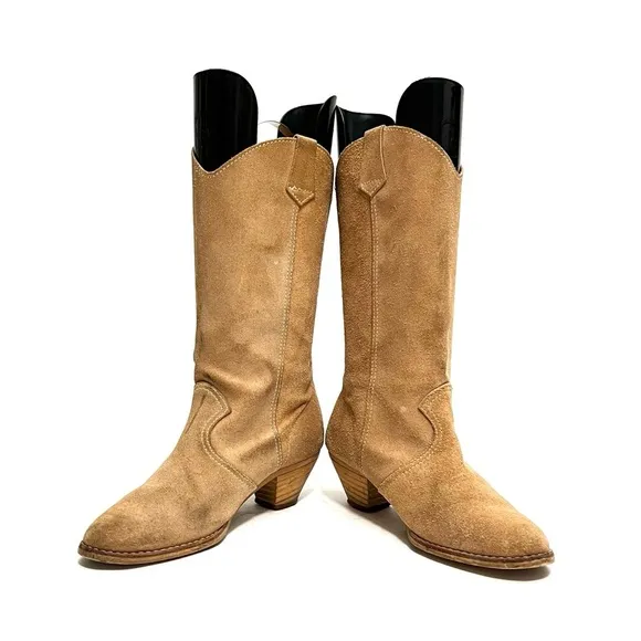 Vintage 1970s women’s tan suede knee high western pull on fringe boots