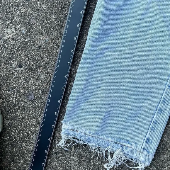 Vintage 1998 Distressed Levi’s 512 Slim Fit Straight Leg Jeans