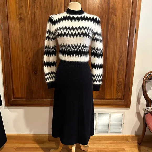 Vintage 70’s Leonard Sunshine Collectors Knits Angora Sweater Dress dry cleaned