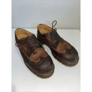 Vintage Dr. Martens Two Tone Wingtip Shoes Mens UK 8 US 9 Leather Brogue England
