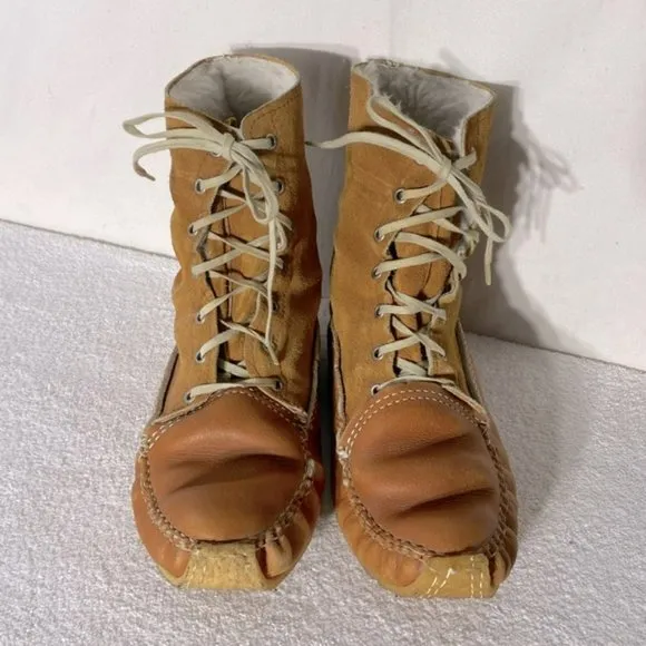 Vintage Handmade Bushcraft Snow Shoes Moccasin Mukluks 85