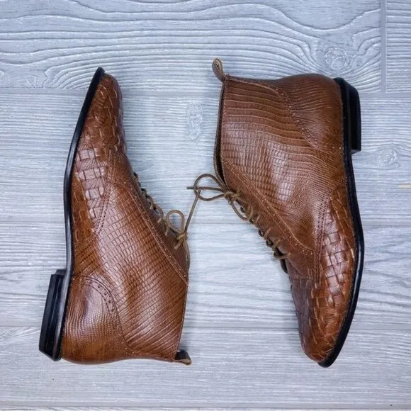 Vintage Nicole brown leather carmen 7.5 low top shoes lace woven boots retro