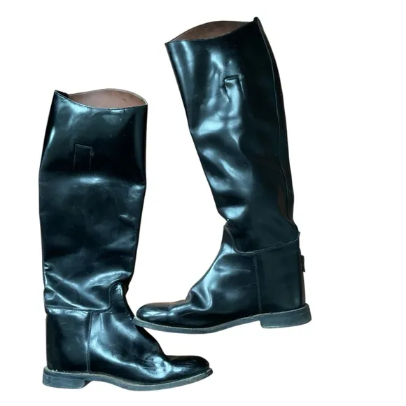 Vintage tall, black leather riding boots