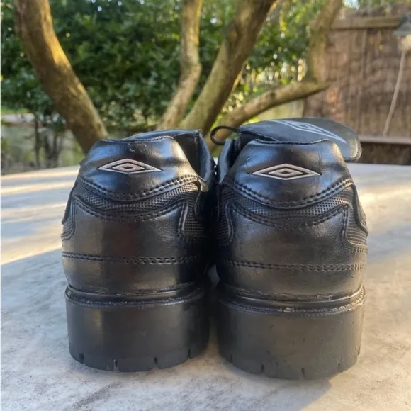 Vintage Umbro leather football resole casual shoes