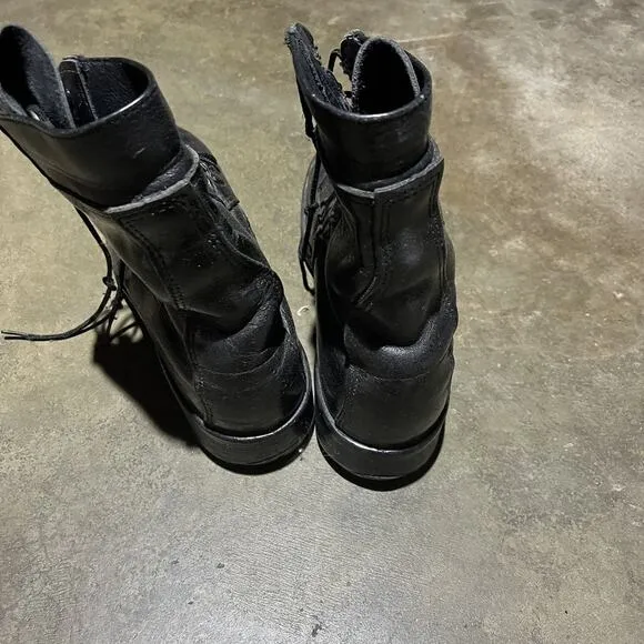 Vintage Y2k Black Military Paratrooper Combat Boots