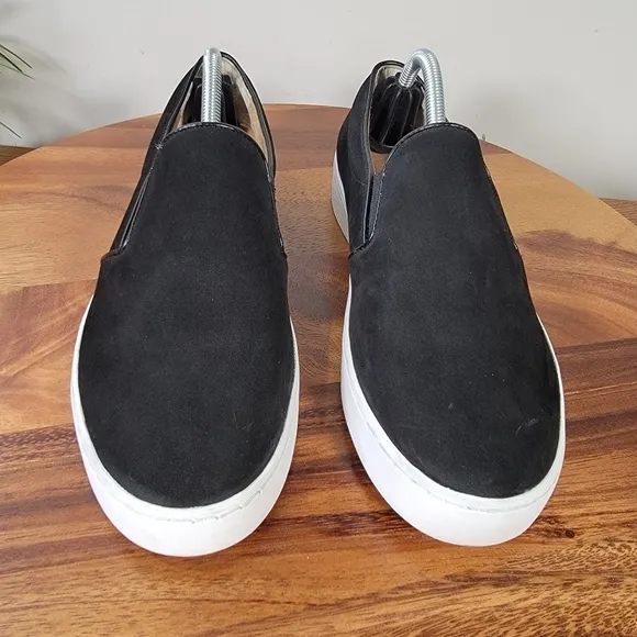 Vionic Black Suede Slip on Loafers Sneakers Size 7