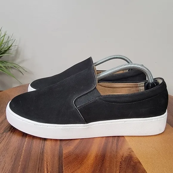 Vionic Black Suede Slip on Loafers Sneakers Size 7