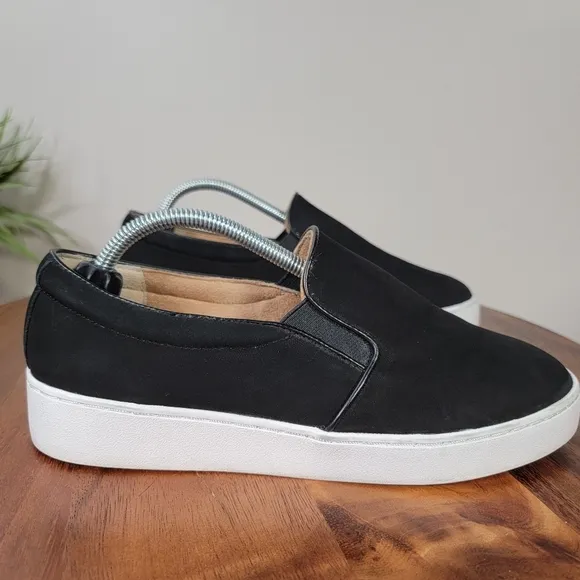 Vionic Black Suede Slip on Loafers Sneakers Size 7