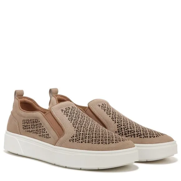 VIONIC KIMMIE PERF WOMEN'S SLIP ON SUPPORTIVE SNEAKER WHEAT - 9 MEDIUM