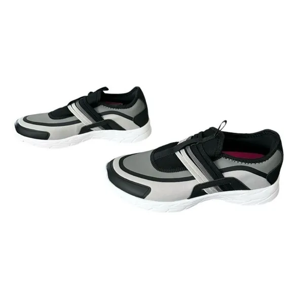 Vionic Vayda Slip On Shoes Sneakers Black &amp; Grey Women’s Size 6.5