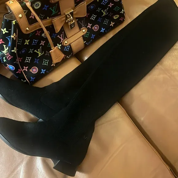 VIVAIA Rounded Toe Water Repellent Wool Over the Knee Boots NWOT MADELINE