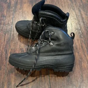 VTG made in Canada sorely short duck boots removable liner in GUC size 8 W