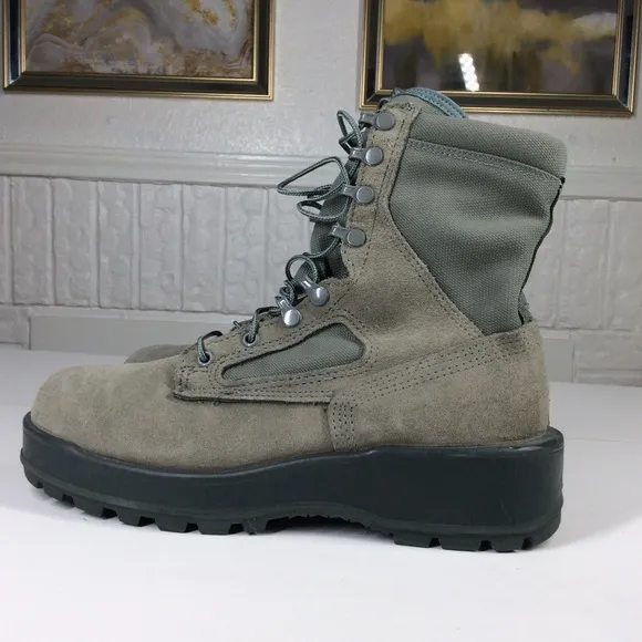 Wellco Air Force TW Boots Mens Size 8.5 R Combat Military Green Vibram Sole