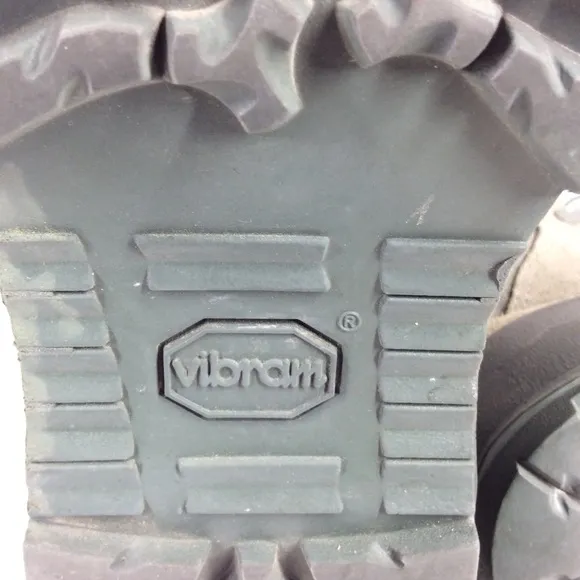 Wellco Air Force TW Boots Mens Size 8.5 R Combat Military Green Vibram Sole