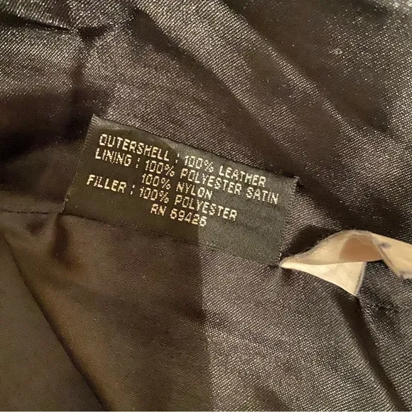 Wilsons Leather Coat Men’s 1X XL Removable Hood Very Minor Flaws Great Condition