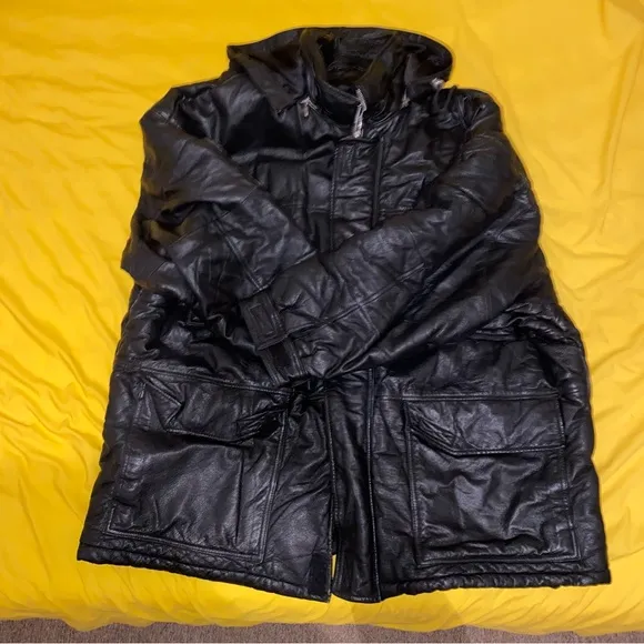Wilsons Leather Coat Men’s 1X XL Removable Hood Very Minor Flaws Great Condition