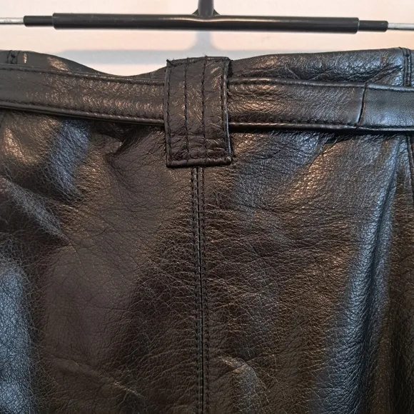 Wilsons Leather Maxima Black Leather Mini Skirt Vintage Y2K Belted Punk Size 6