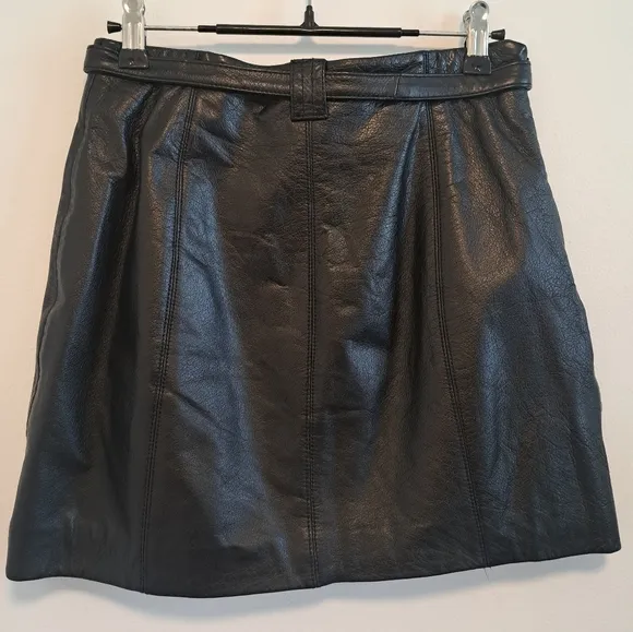 Wilsons Leather Maxima Black Leather Mini Skirt Vintage Y2K Belted Punk Size 6