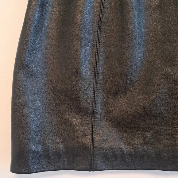 Wilsons Leather Maxima Black Leather Mini Skirt Vintage Y2K Belted Punk Size 6