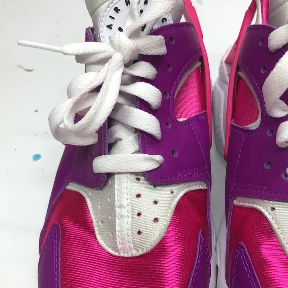 Women’s Nike Air Huarache NBY FD9782-900 purple/pink/white USED tried on No box
