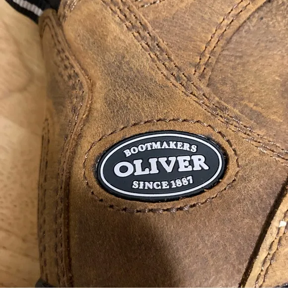 Women’s Oliver by Honeywell OL24031-BRN-090 Steel Toe Work Boot Size 5.5