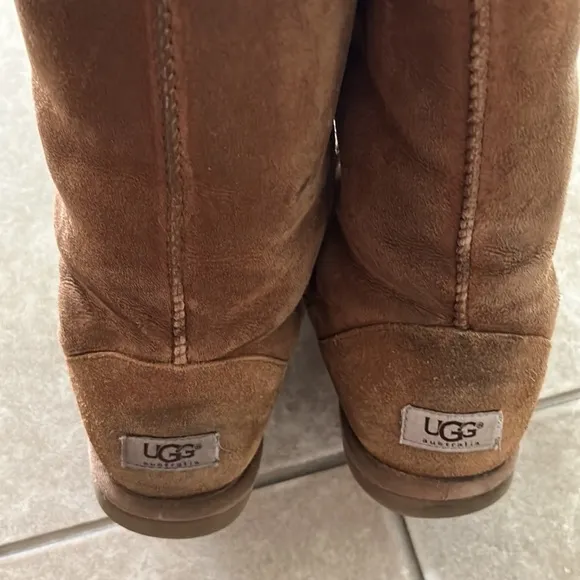 Women’s Tan / Beige Tall Ugg boots size 8