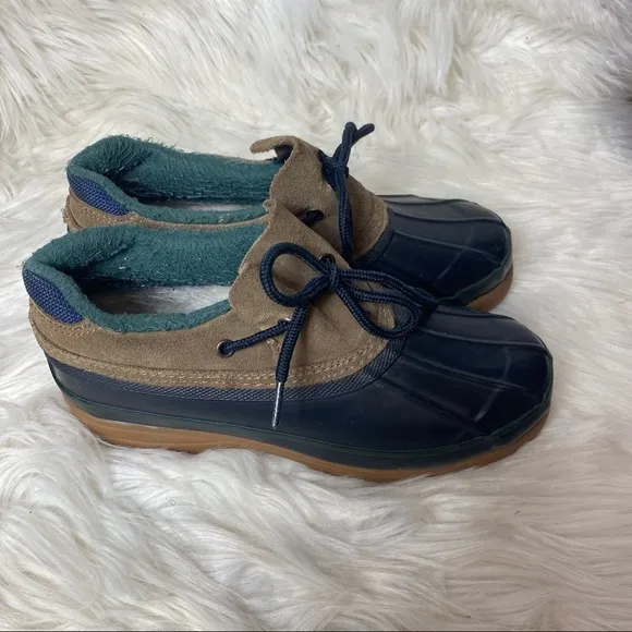 Women’s Towne by London Fog duck shoes Size 7