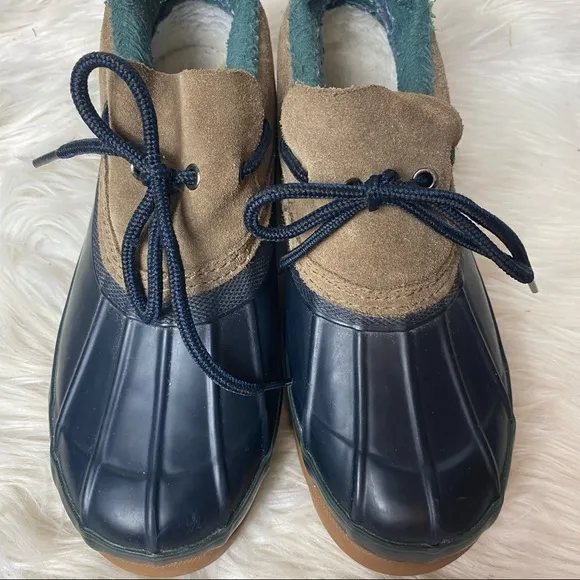 Women’s Towne by London Fog duck shoes Size 7