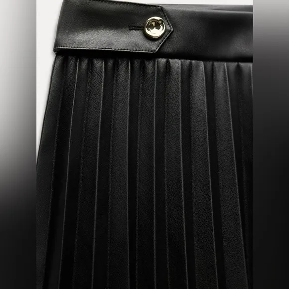 Zara Faux Leather Box Pleat Short Skirt