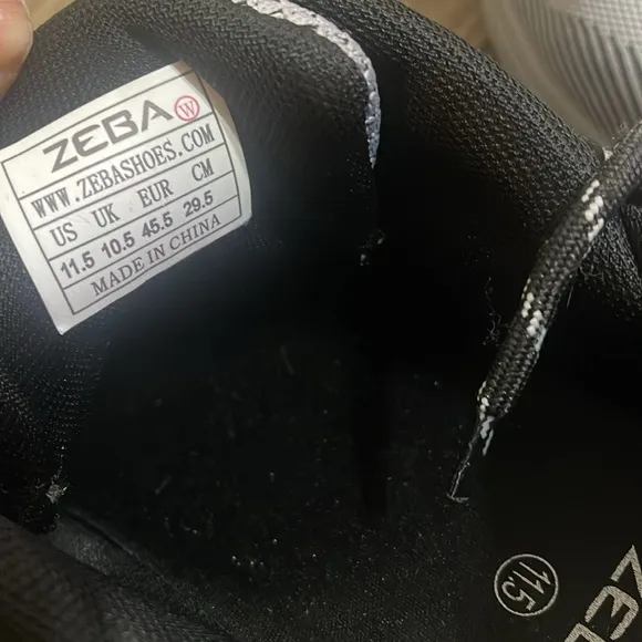 Zeba Men's Hands Free Slip-On Walking Shoes