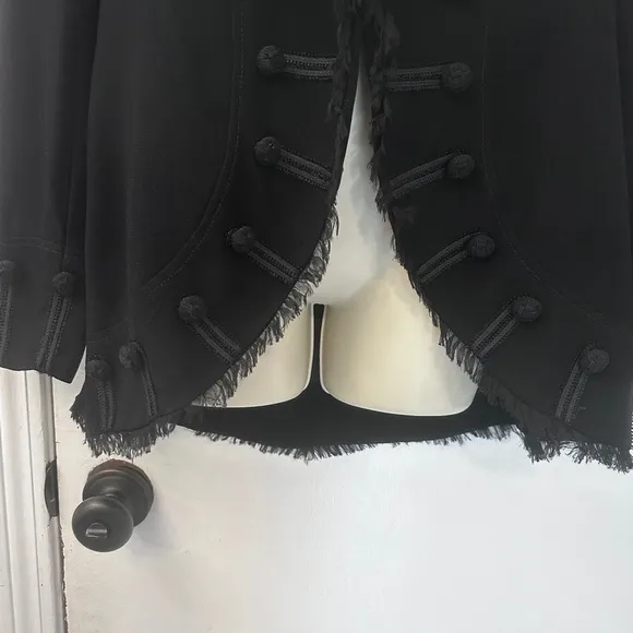 Zelda Women’s Size 6 Black Military Style Fringe Blazer Built in Shoulder Pads