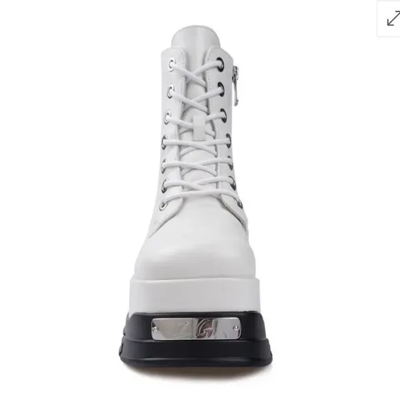 ZIGI Cataleya Platform Combat Lace Up Chunky Biker Boot White Leather $350 US 7