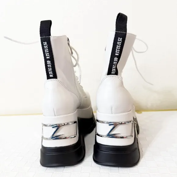 ZIGI Cataleya Platform Combat Lace Up Chunky Biker Boot White Leather $350 US 7